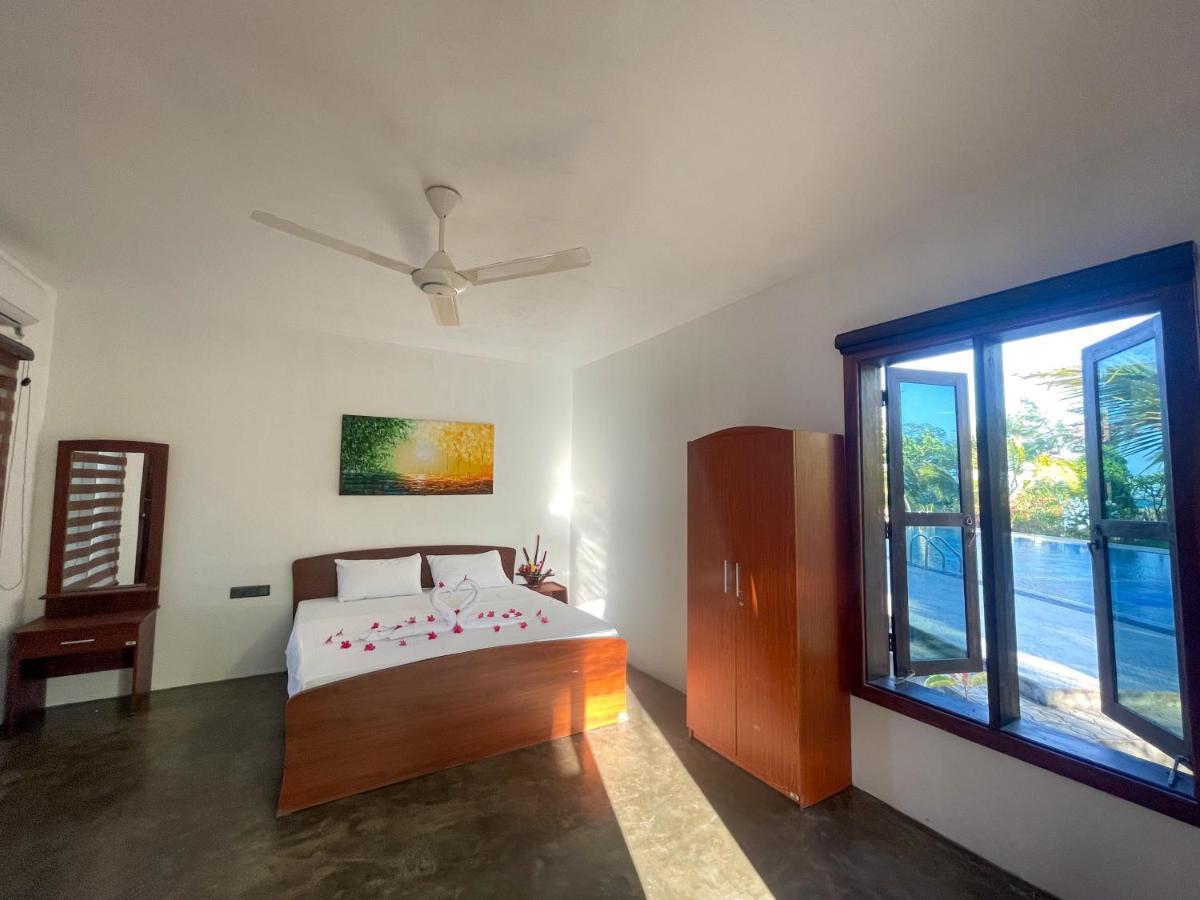 Hotel Whisky Point Surf